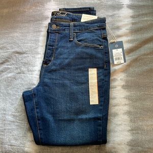 Universal Thread jeans